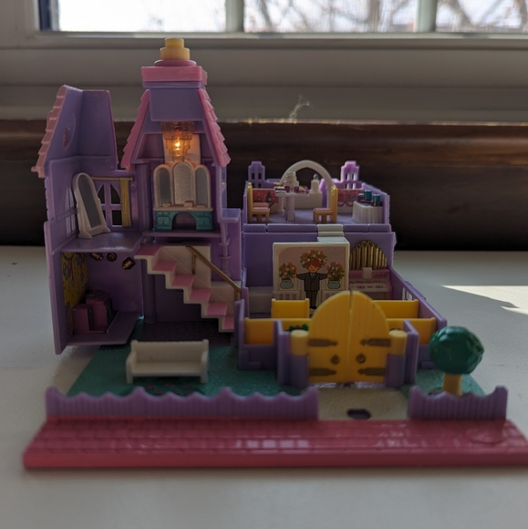 Rare Vintage 1993 Bluebird Polly Pocket Wedding Chapel Compact Only - Picture 4 of 9